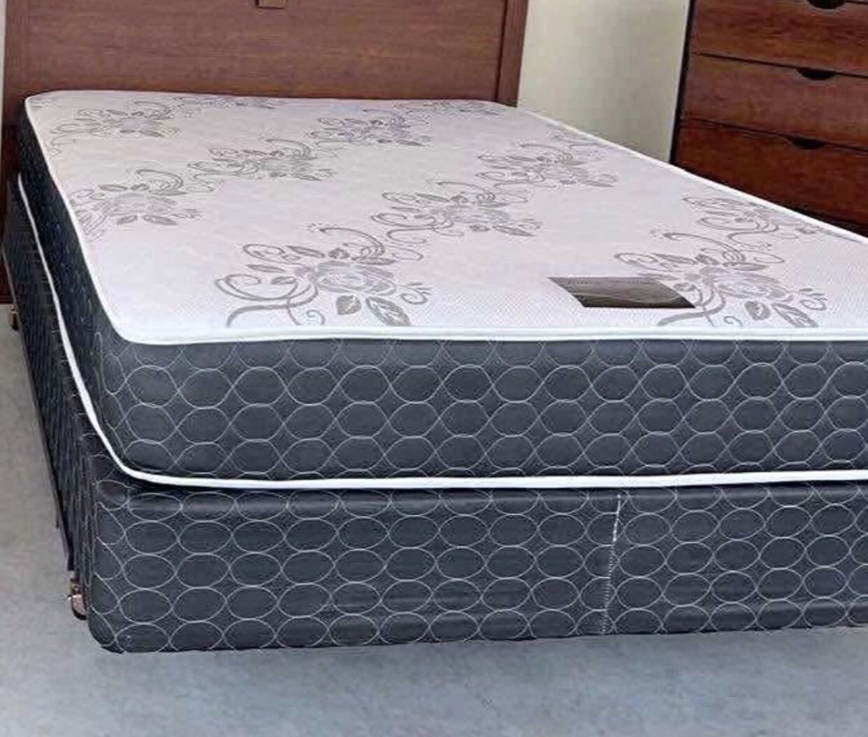 Set Full Size Mattress