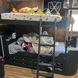 Bunk Bed Boat 