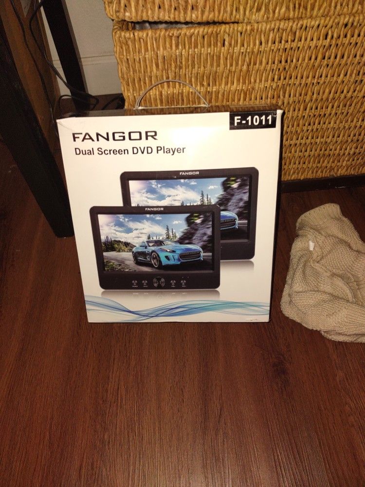 Dual Screen DVD Player