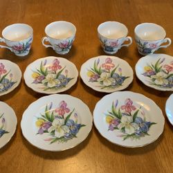 Royal Standard English Bone China 12 Pieces