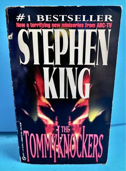 Stephen King The Tommyknockers Signet 1988 First Printing Paperback TV Tie-In