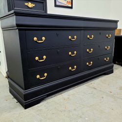 Black Long Dresser 