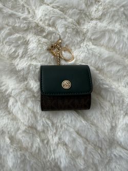 Michael Kors AirPod Carrying Case 