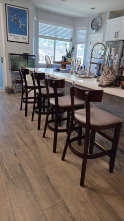 4 sets of high chairs for sale