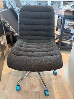 Safavieh - Boucle Desk Chairs