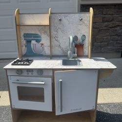 Children’s Kitchen