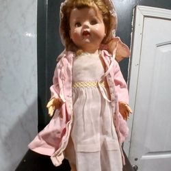 Vintage Saucy Walker Collectable Doll