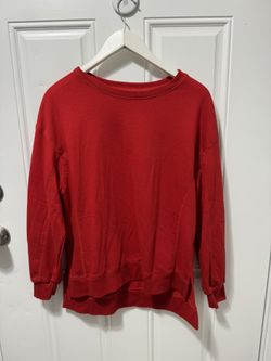 Red Crew Neck Sweatshirt. Women’s Size Medium