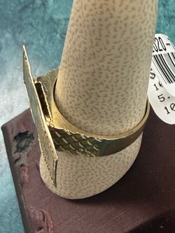 100 bill ring