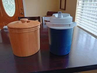 Vintage Round Wood Ice Bucket Vintage 8" Natural Wood Bottle Chiller Made In Thailand. 