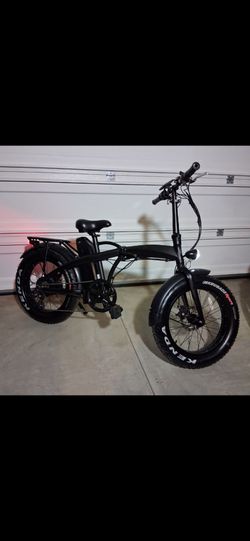 Foldable E-Bike By Driven Bikes New 48 Volt Battery LIKE NEW CONDITION