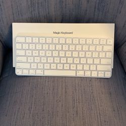 Apple Magic Keyboard