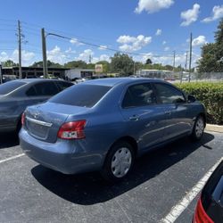 2010 Toyota Yaris