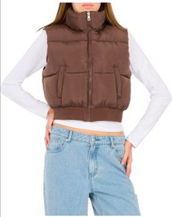 Forever 21 Women's Puffer Vest – Cropped Quilted Zip-Up Outerwear with High Neck Collar, Medium