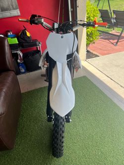 Trailmaster 250cc air cooled dirt bike