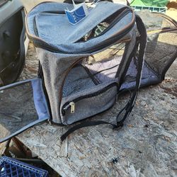 Expandable Pet Carrier/backpack