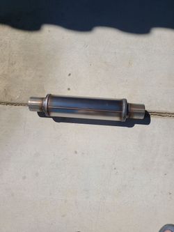 Brand new performance stainless steel muffler 2.5 in/out 20" long only one