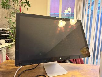 Apple Cinema Display 27” Monitor (MiniDisplay Port)