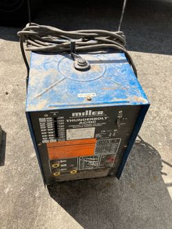 Miller Thunderbolt AC/DC Stick Welder – 225/150 Amp with Rolling Cart