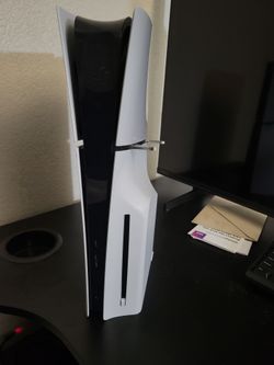 Playstation 5 - 1TB - Disc version