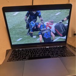 MacBook 13 Inch 2016