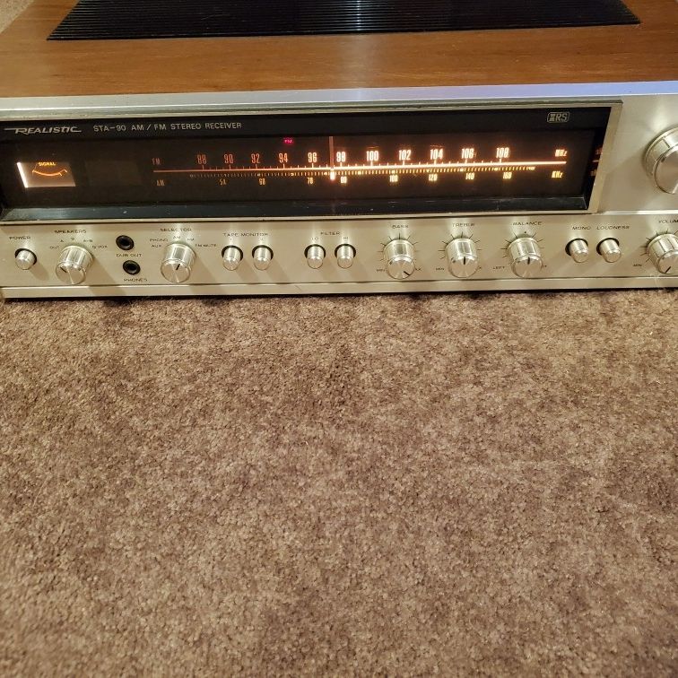 Realistic Sta 90 Stereo Receiver