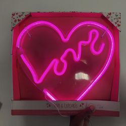 Love & Cupcakes "LOVE" LED Neon Sign