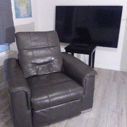 Sofa + Tv 27" 