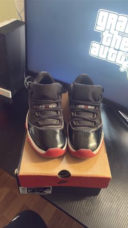 Jordan 11 low bred
