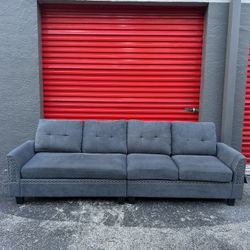 NAVY BLUE SOFA/ COUCH/ IN GREAT CONDITION/ DELIVERY NEGOTIABLE 