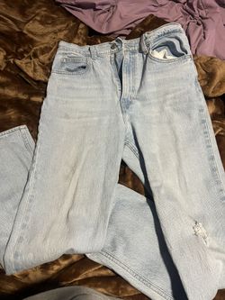 Levi High Waisted Jeans