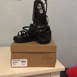Steve Madden Woman High Heels Size 7 1/2 
