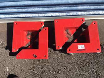 AMARITE CORNER MOVER DOLLY’S AMARITE DESK, CABINET AND SHOWCASE CORNER MOVER DOLLY’S SET OF FOUR  1320 LBS. CAPACITY  EXCELLENT CONDITION  “THESE DOLL