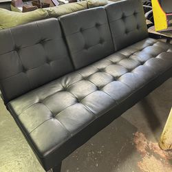 Black Futon/bed  Cup Holder In Middle