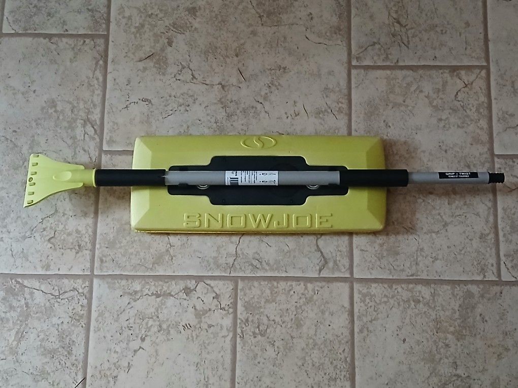 Snow Joe Icer/Snowman Shovel
