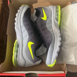 NIKE 500 MINI 4.0