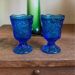 Vintage glass blue vase/blue vase/ blue glass with daisy flowers/ blue glass cup/blue Glass Candle Holders