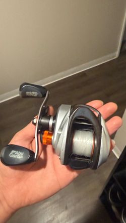 Abu Garcia revo x baitcaster left hand retrieve