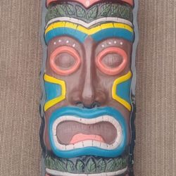 TIKI HEAD PATIO DECOR 23" PLASTIC