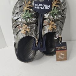 Boys Youth Size 4 Rugged Shark RealTree Edge Camo Clogs 