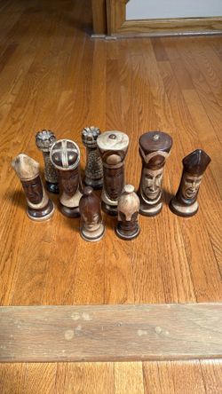 Medieval Chess Figures Giant (Set of 9)