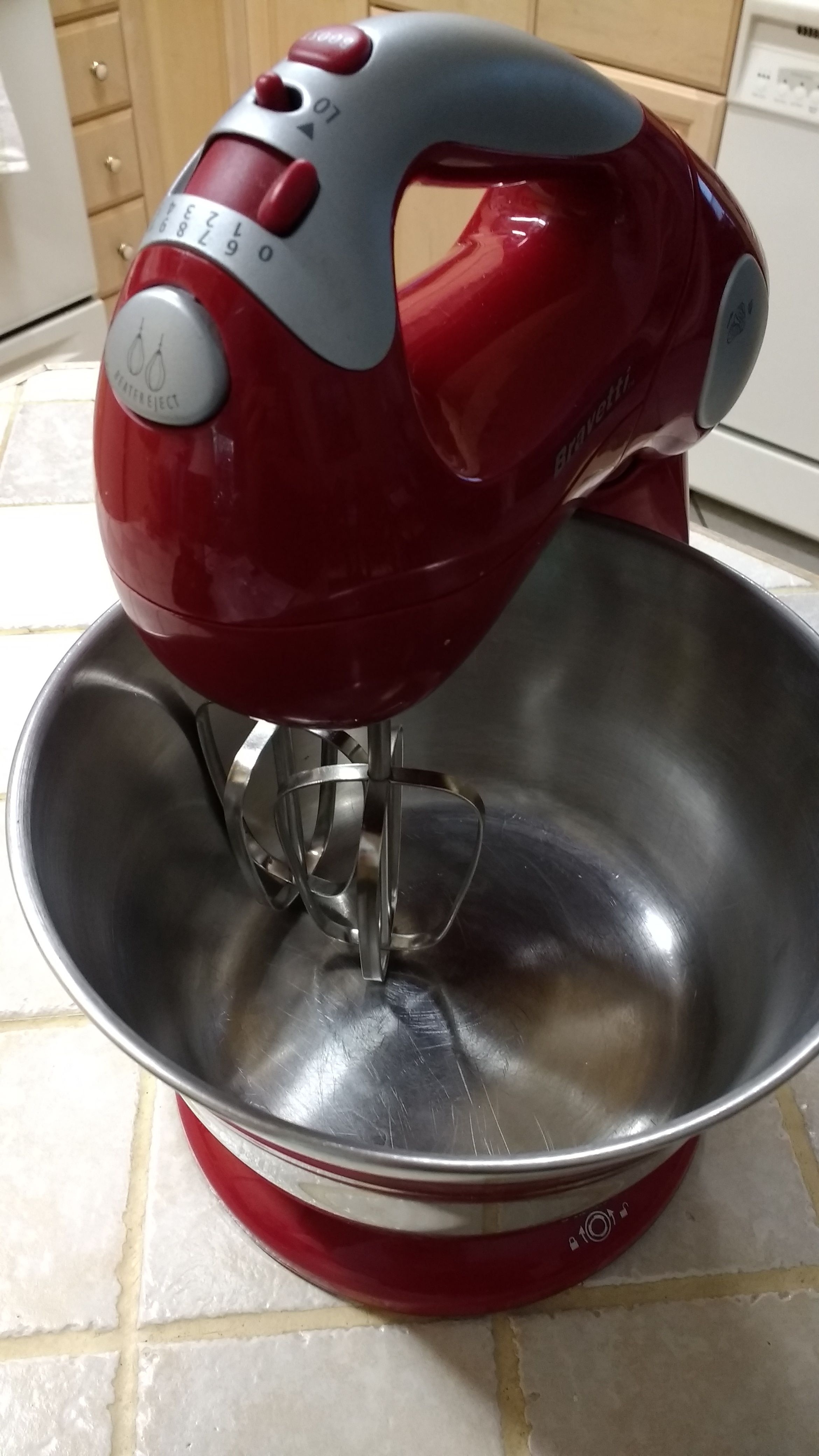 Bravetti convertible hand/stand mixer