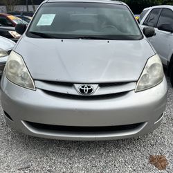 2008 Toyota Sienna