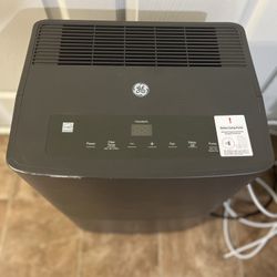 GE Dehumidifier - 50 Pint