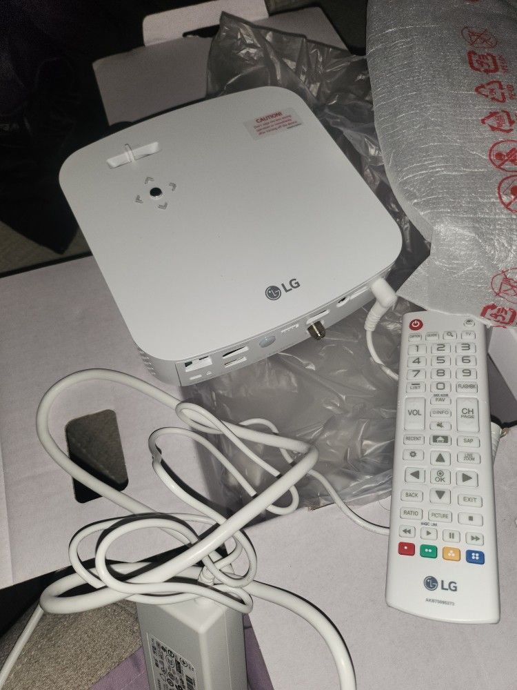 LG PF50KA PROJECTOR