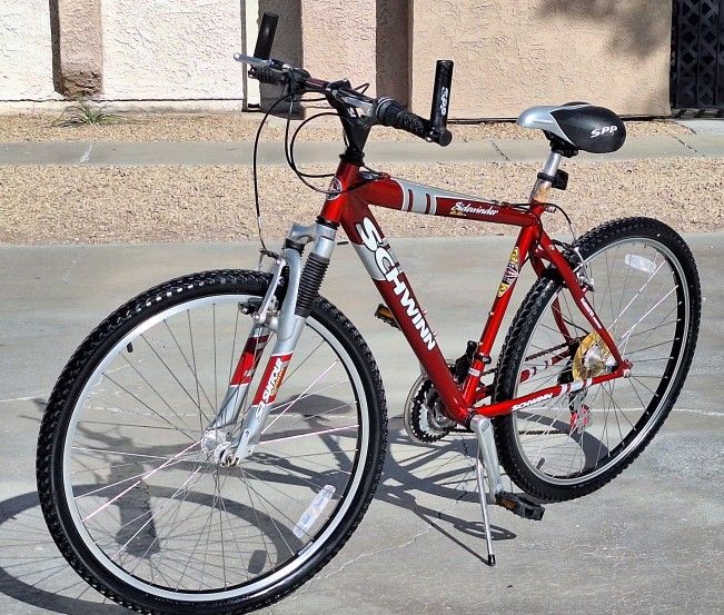 Schwinn Mountain Bike Size L Aluminum Bike 