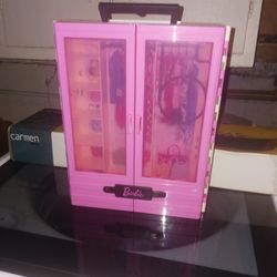 Barbie Ultimate Closet, Pink And White 