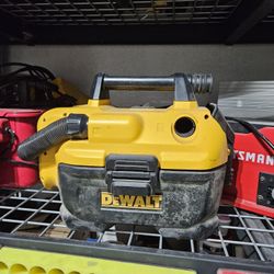 DEWALT 20V MAX Cordless Wet-Dry Vacuum, Tool Only (DCV580H