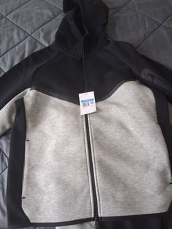 Nike tech