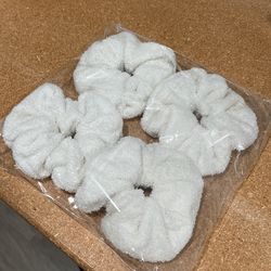 4 Pack Towel Scrunchies